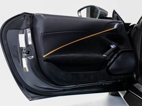 Certified 2024 Ferrari Roma image 34