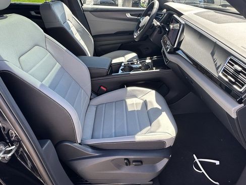 New 2026 Volkswagen Atlas Cross Sport SEL R-Line AWD/4WD image 15