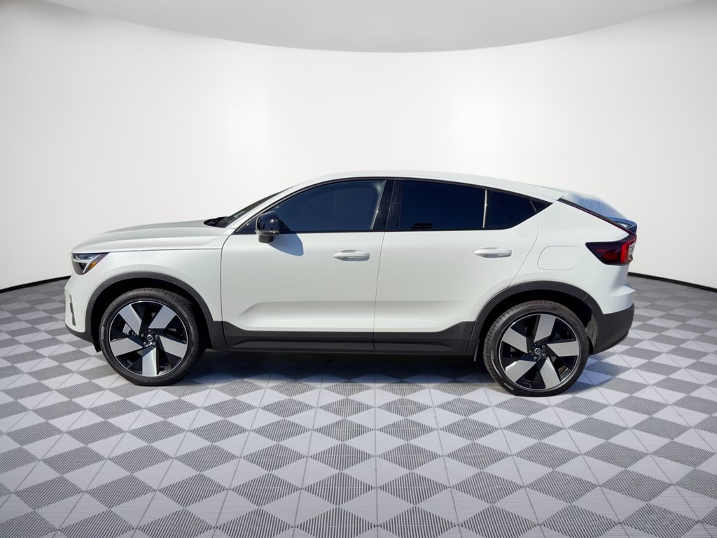 Used 2023 Volvo C40 P8 Recharge Ultimate AWD/4WD image 2