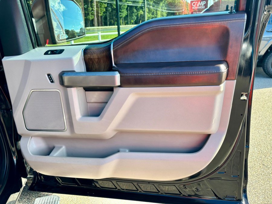 Used 2019 Ford F150 Limited AWD/4WD image 10