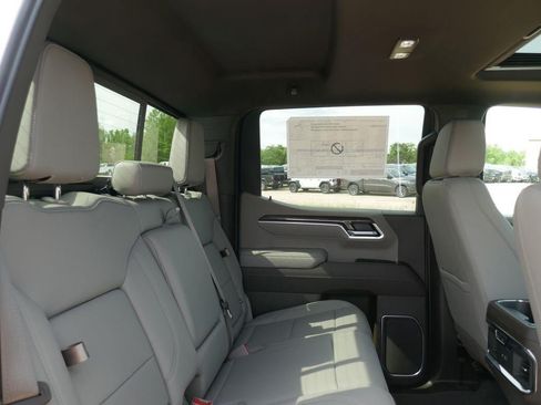New 2026 Chevrolet Silverado 1500 LTZ w/ LTZ Premium Package AWD/4WD image 11