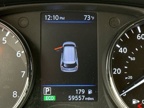 Used 2019 Nissan Rogue SL w/ Premium Package AWD/4WD image 10