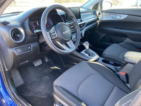 Used 2023 Kia Forte LXS FWD image 17