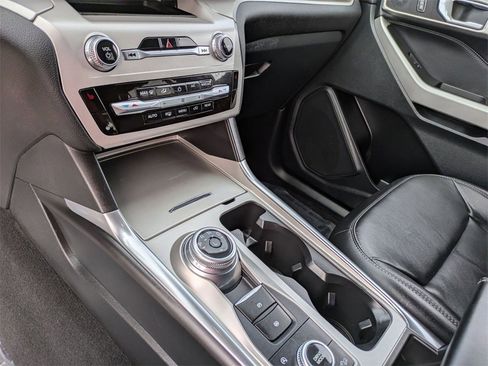 Used 2023 Ford Explorer XLT w/ Equipment Group 202A image 21