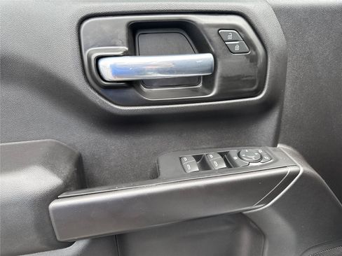 Used 2021 Chevrolet Silverado 1500 Custom RWD image 17