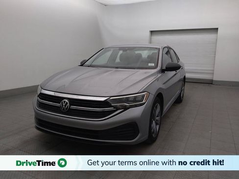 Used 2024 Volkswagen Jetta SE FWD image 1