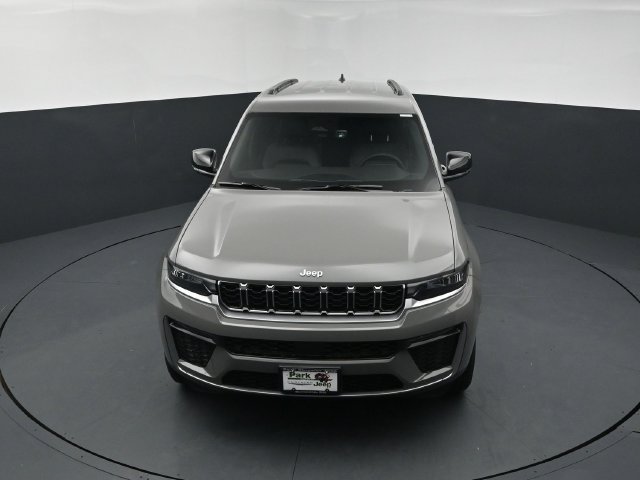 New 2027 Jeep Grand Cherokee Limited AWD/4WD image 13