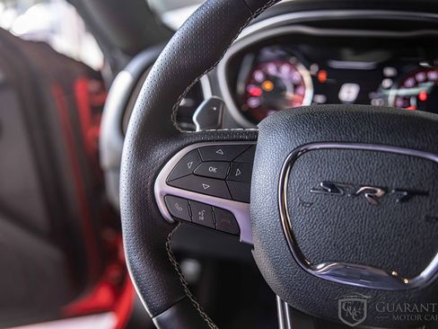 Used 2015 Dodge Challenger SRT Hellcat image 25