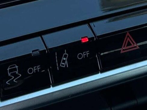 New 2026 Jeep Compass Limited image 29