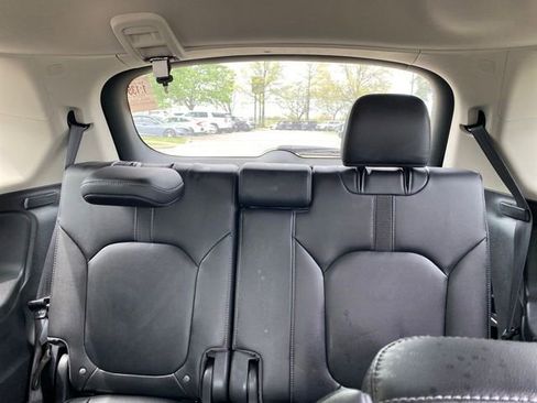 Used 2024 Honda Pilot EX-L image 4