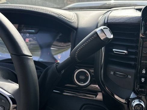 New 2025 RAM 2500 Limited image 26