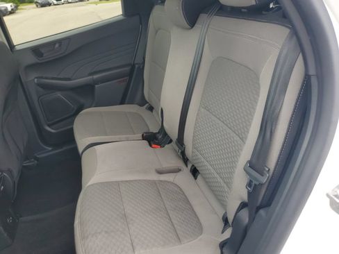 Used 2022 Ford Escape SE w/ Cold Weather Package AWD/4WD image 25