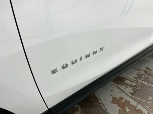 Used 2024 Chevrolet Equinox LS w/ LS Convenience Package image 25