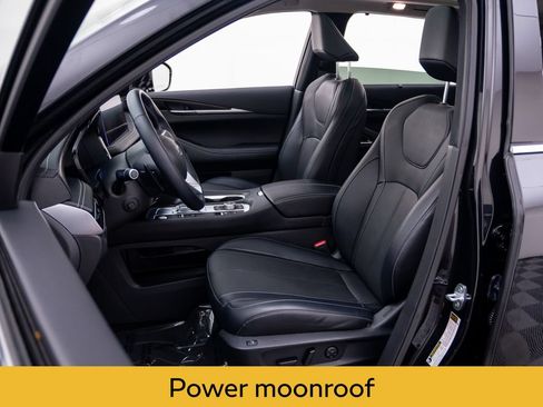 Certified 2023 INFINITI QX60 Sensory w/ Vision Package AWD/4WD image 16