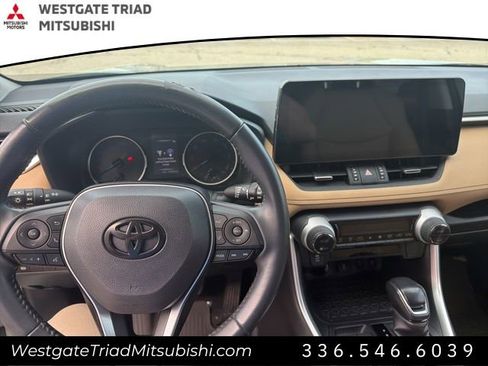 Used 2022 Toyota RAV4 XLE Premium AWD/4WD image 12
