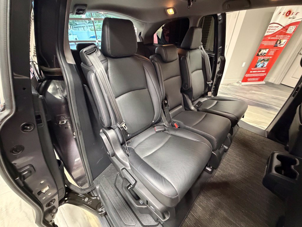 Used 2022 Honda Odyssey Touring image 5