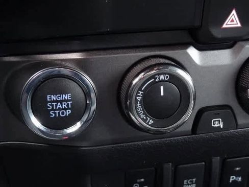 Used 2021 Toyota Tacoma TRD Sport image 15