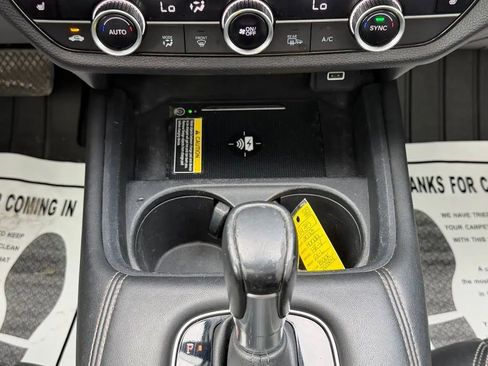 Used 2023 Honda HR-V EX-L image 24