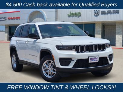 New 2026 Jeep Grand Cherokee Laredo