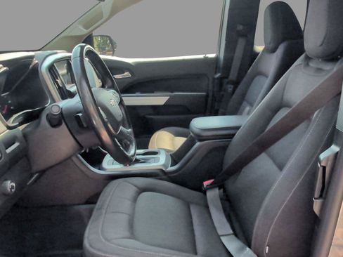 Used 2022 Chevrolet Colorado LT w/ Fleet Safety Package RWD image 16