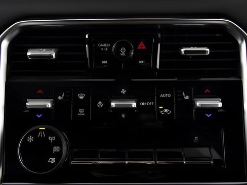 New 2026 Nissan Armada SL RWD image 41