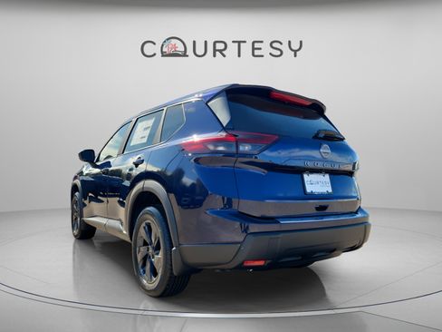 New 2026 Nissan Rogue SV image 2