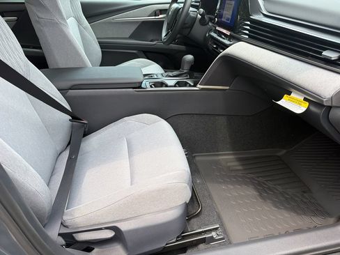 New 2026 Toyota Camry LE w/ Convenience Package FWD image 11