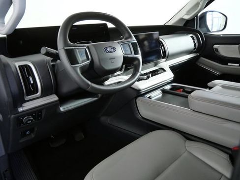 Certified 2025 Ford Expedition Max Active AWD/4WD image 16