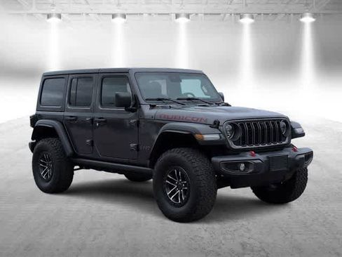 Used 2024 Jeep Wrangler Unlimited Rubicon w/ XTREMEE 35" Tire Package AWD/4WD image 2