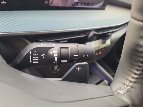 Used 2025 Nissan Murano SL AWD/4WD image 27