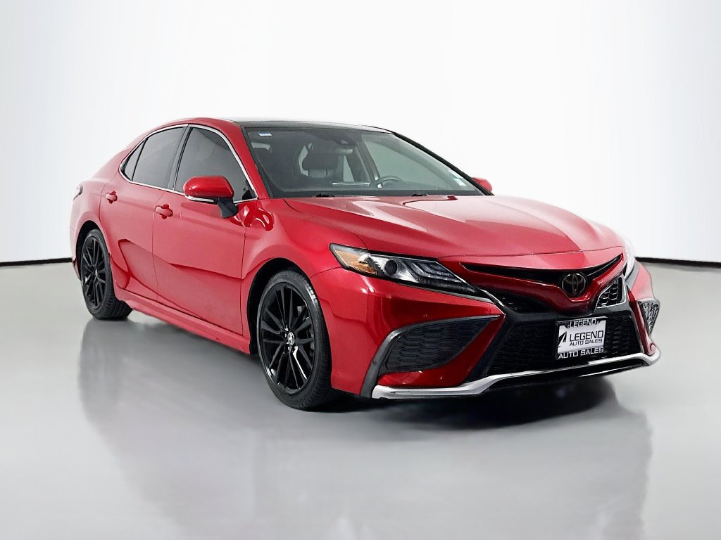 Used 2022 Toyota Camry XSE AWD/4WD image 4