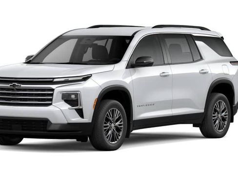 New 2026 Chevrolet Traverse LT w/ Driver Confidence Package FWD image 39