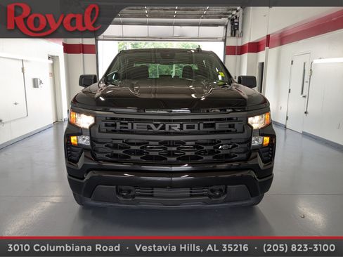 Used 2026 Chevrolet Silverado 1500 Custom w/ Turbomax Blackout Package RWD image 6