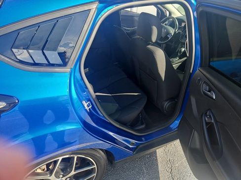 Used 2018 Ford Focus SEL FWD image 8