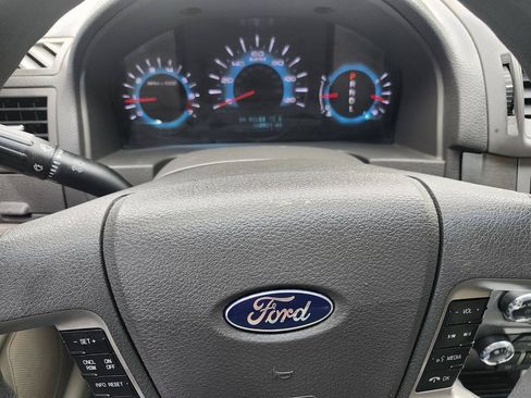 Used 2012 Ford Fusion SE FWD image 9