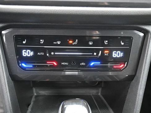 Used 2024 Volkswagen Tiguan SEL R-Line w/ MDO Package, Two-Row AWD/4WD image 23