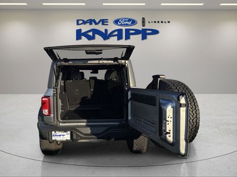 Used 2024 Ford Bronco Black Diamond w/ Sasquatch Package image 7