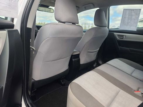 Used 2017 Toyota Corolla L image 15