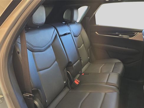 Used 2025 Cadillac XT5 Premium Luxury image 17