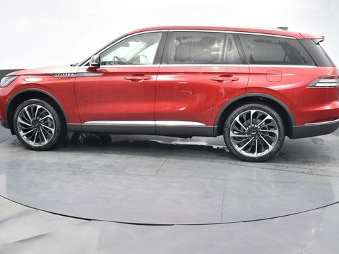 New 2025 Lincoln Aviator Reserve w/ Illumination Package image 4