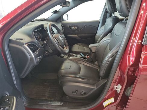 Used 2019 Jeep Cherokee High Altitude AWD/4WD image 6