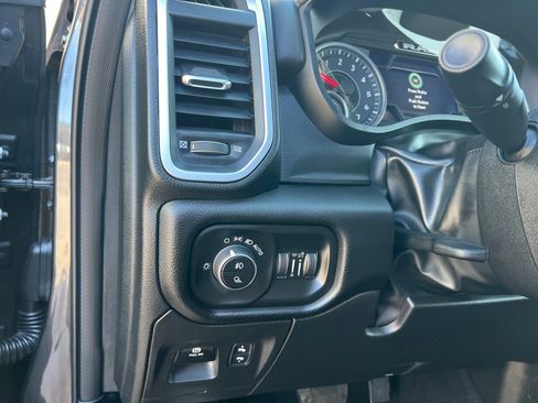 New 2026 RAM 1500 Big Horn AWD/4WD image 16