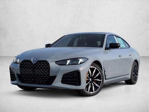 New 2026 BMW 430i xDrive w/ M Sport Package image 1