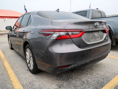 Used 2024 Toyota Camry LE w/ Convenience Package FWD image 8