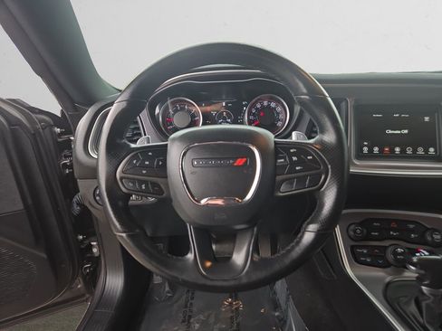 Used 2022 Dodge Challenger GT RWD image 13