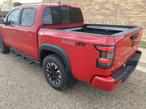 Used 2023 Nissan Frontier PRO-4X w/ Pro Convenience Package image 5