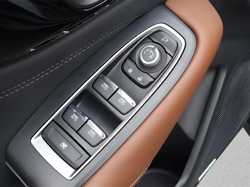 Used 2025 Subaru Outback Touring XT w/ Popular Package #2 image 25