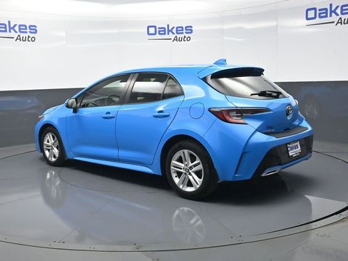 Used 2021 Toyota Corolla SE w/ SE Preferred Package image 6