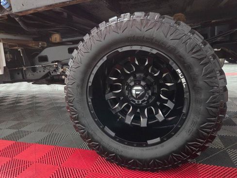 Used 2017 Ford F350 Lariat w/ FX4 Off-Road Package image 85