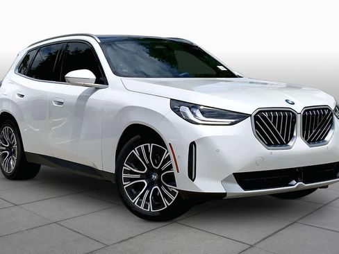 Used 2025 BMW X3 xDrive30 w/ Premium Package AWD/4WD image 3